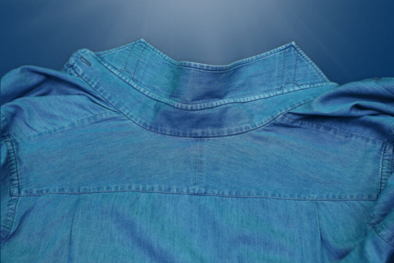 Shirt showing split yoke